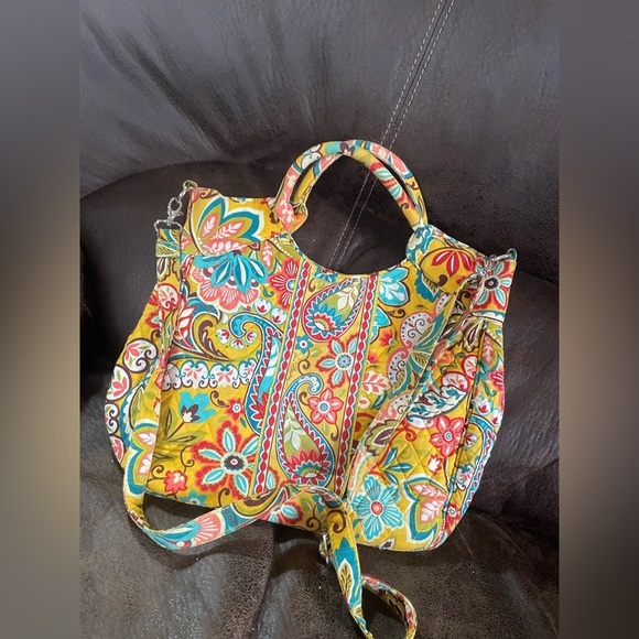 Vera Bradley Floral Paisley Quilted Shoulder Bag‎ - Yellow Multi - Picture 3 of 6